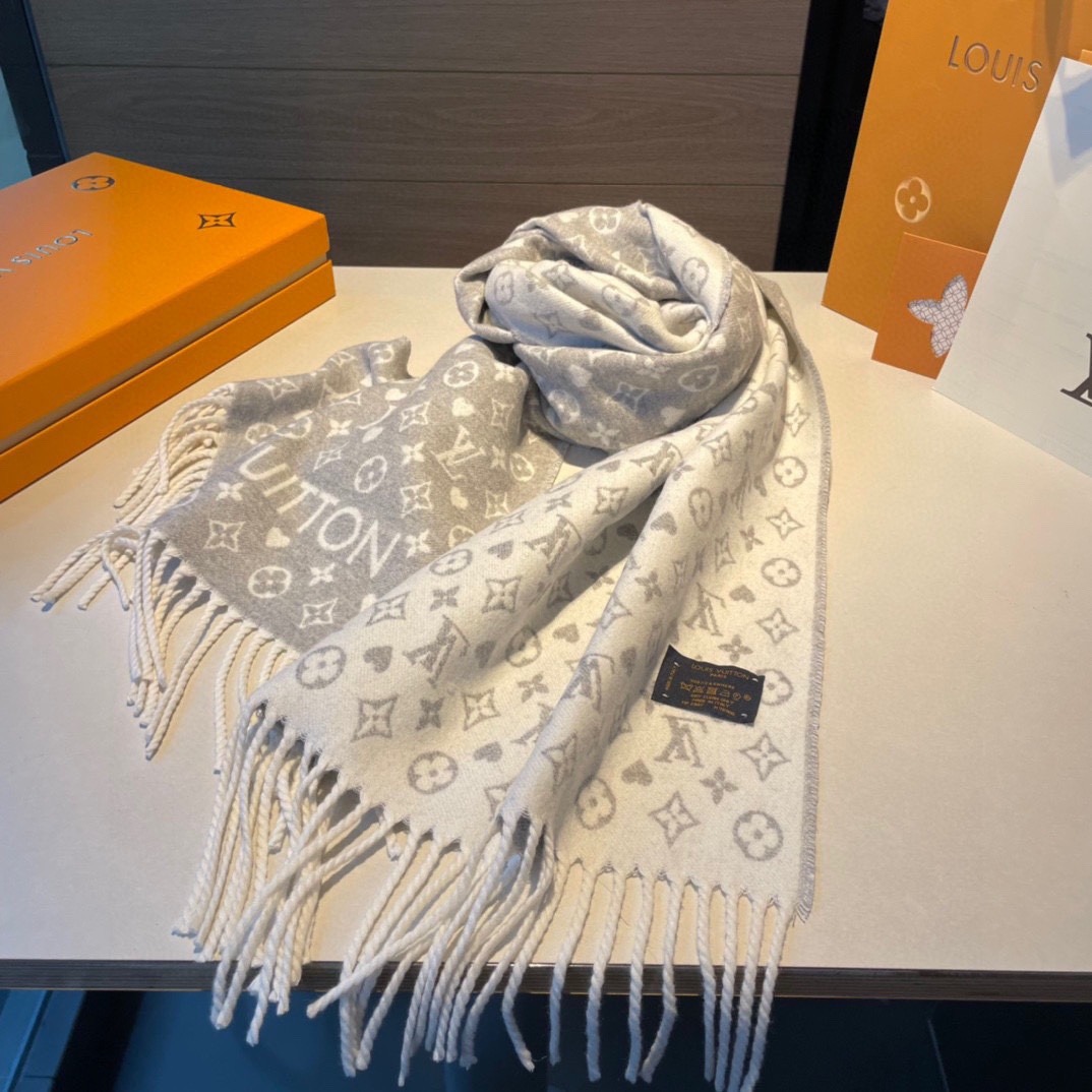 Louis Vuitton Scarf-45*1
